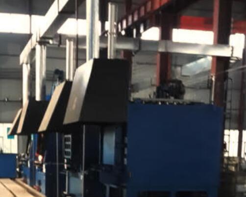 热处理工段一角